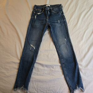 Zara sz 4 Premium Denim Distressed Skinny Low Rise Jeans Raw Hem